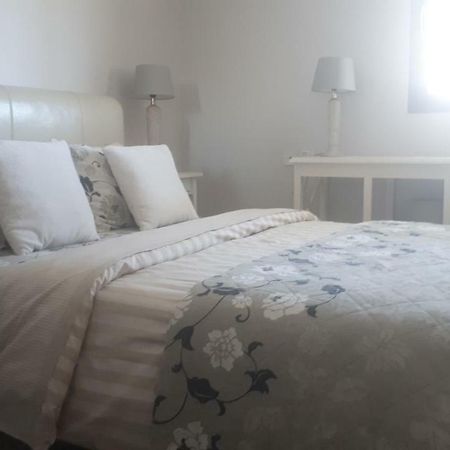 Apartment 2 Bedrooms Central Location อัชโดด ภายนอก รูปภาพ