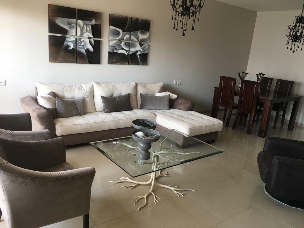 Apartment 2 Bedrooms Central Location อัชโดด ภายนอก รูปภาพ