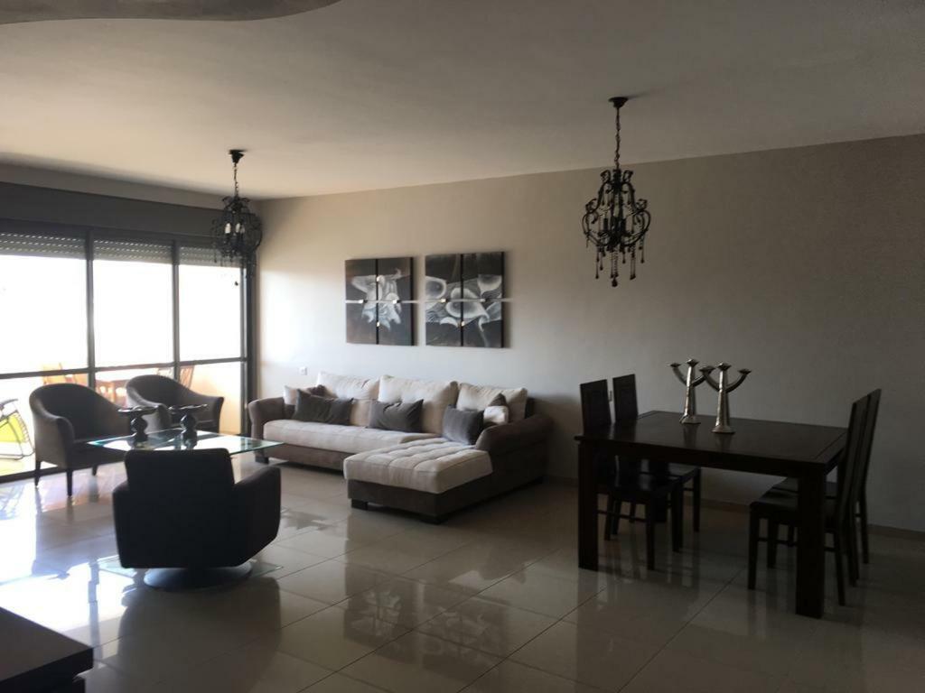 Apartment 2 Bedrooms Central Location อัชโดด ภายนอก รูปภาพ