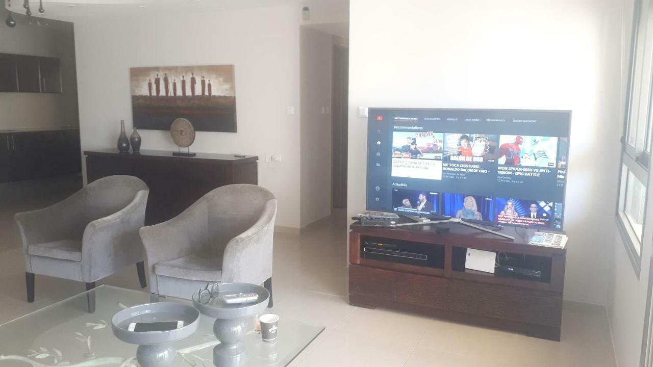 Apartment 2 Bedrooms Central Location อัชโดด ภายนอก รูปภาพ